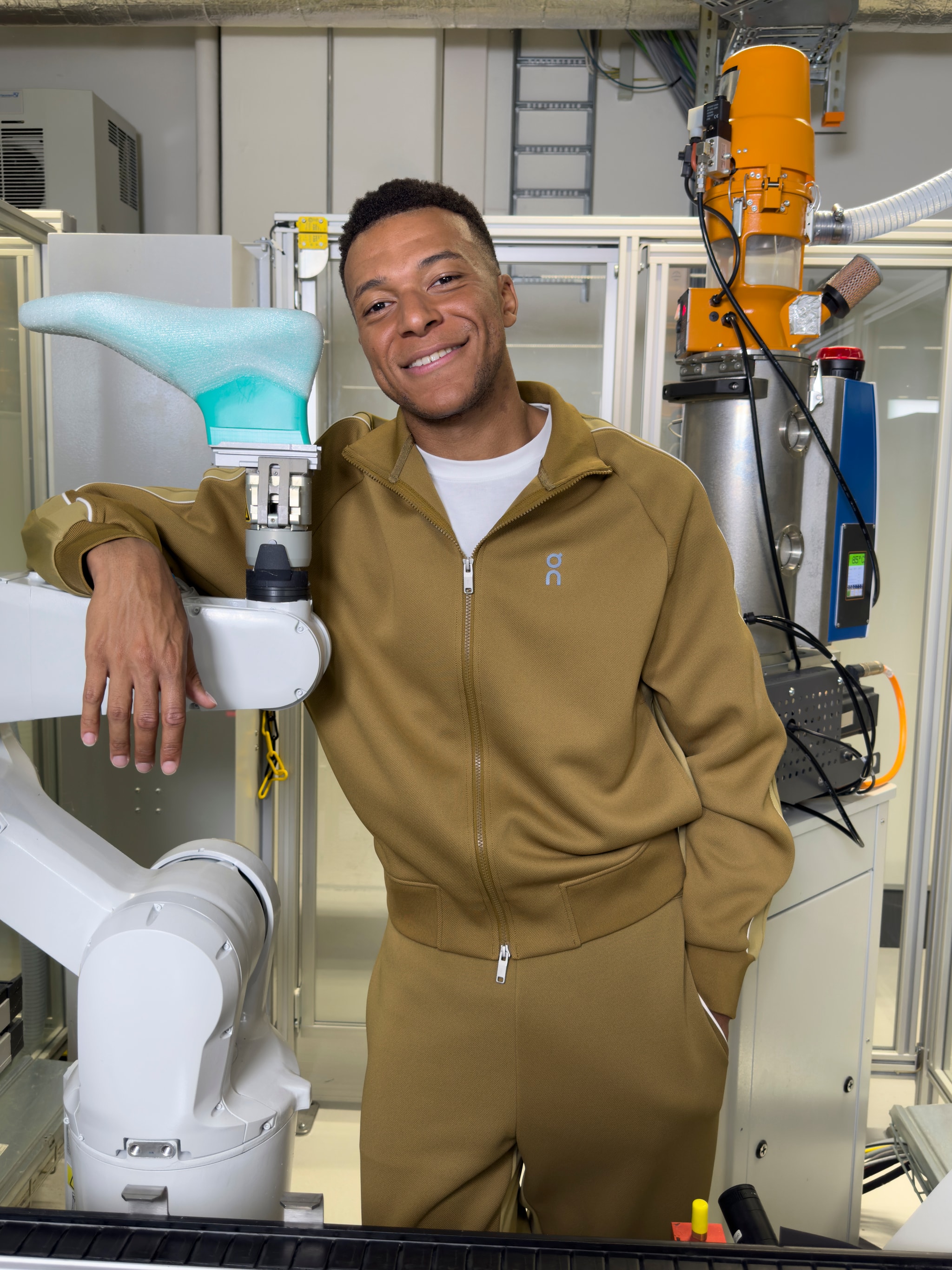 El golpe de On a Nike: ficha a Mbappé y prepara sus primeras botas de fútbol