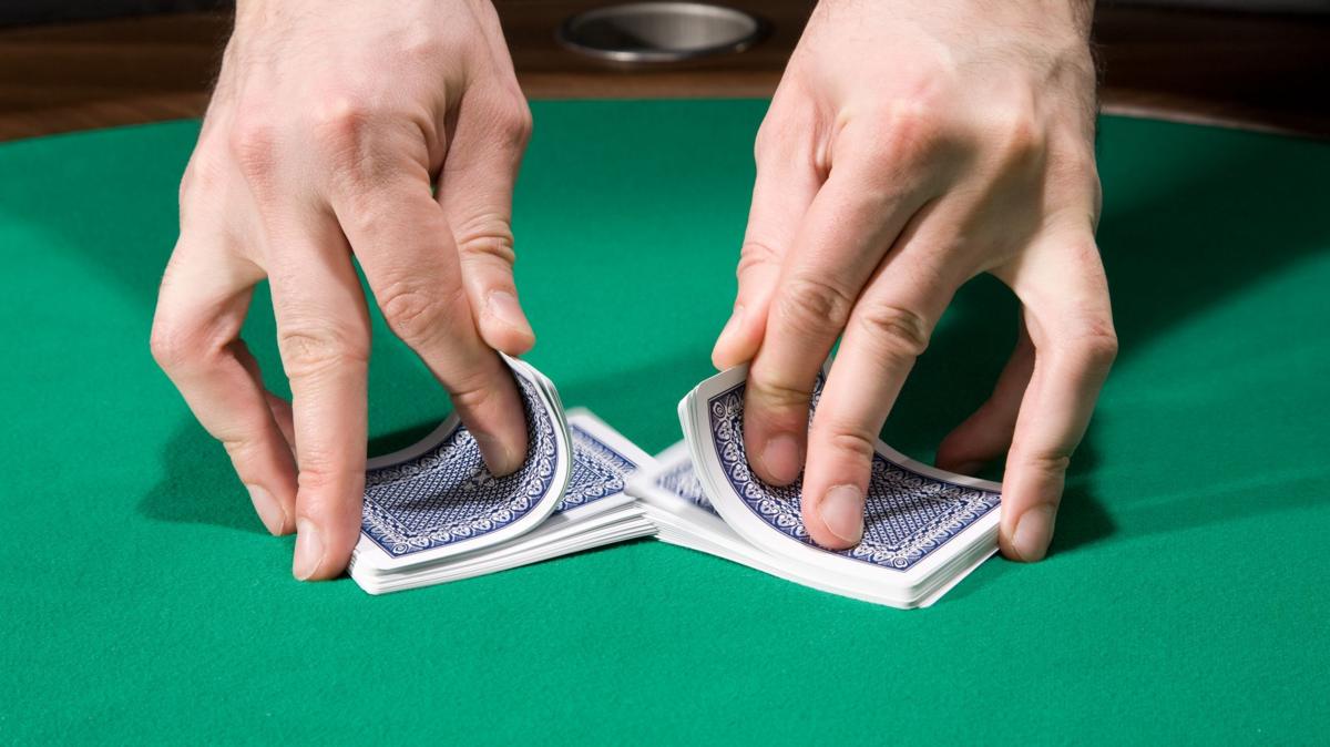 Por qué cada vez que barajas cartas el resultado es un acontecimiento sin precedentes en la historia del universo