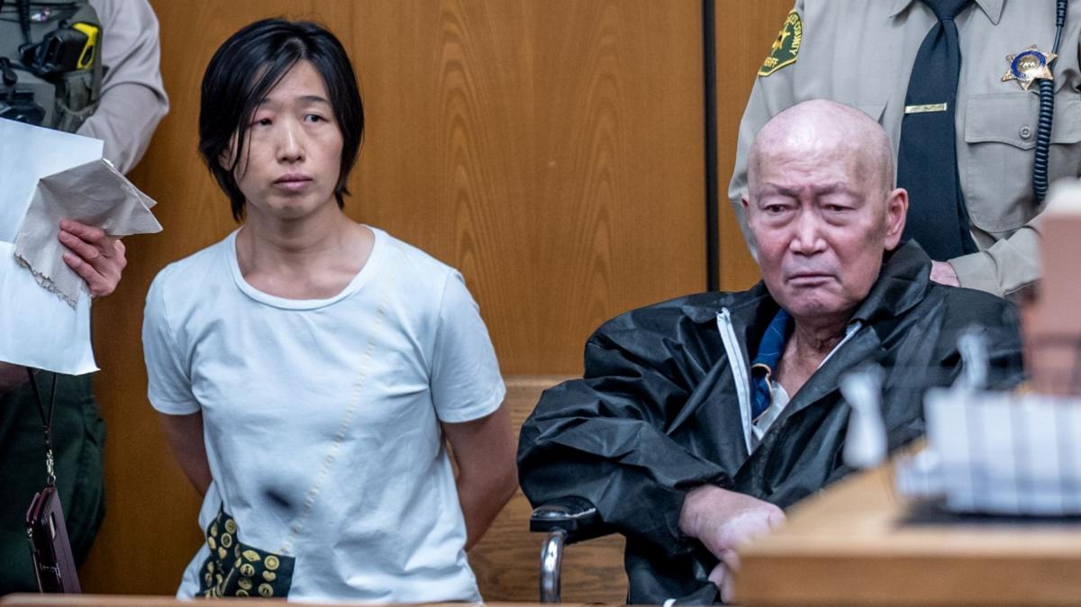 La "casa del horror": la pareja acusada en California de abusar en su mansión de al menos 14 niños nacidos mediante gestación subrogada