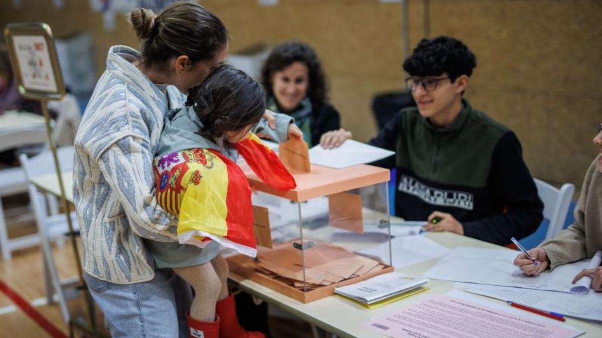"Ley de nietos": por qué el Tribunal Supremo de España suspendió el derecho a votar de miles de ciudadanos naturalizados
