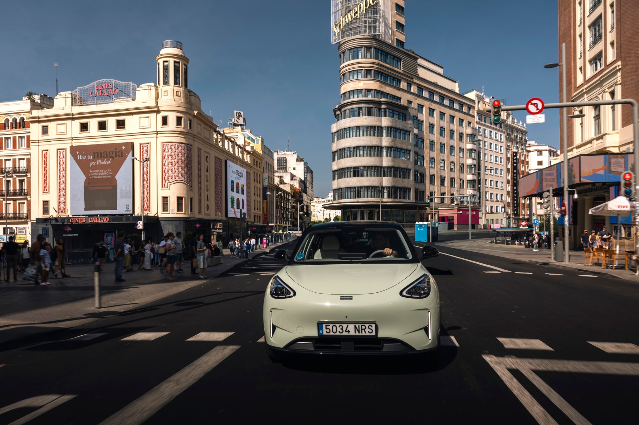 Los siete gigantes chinos del motor compiten en España
