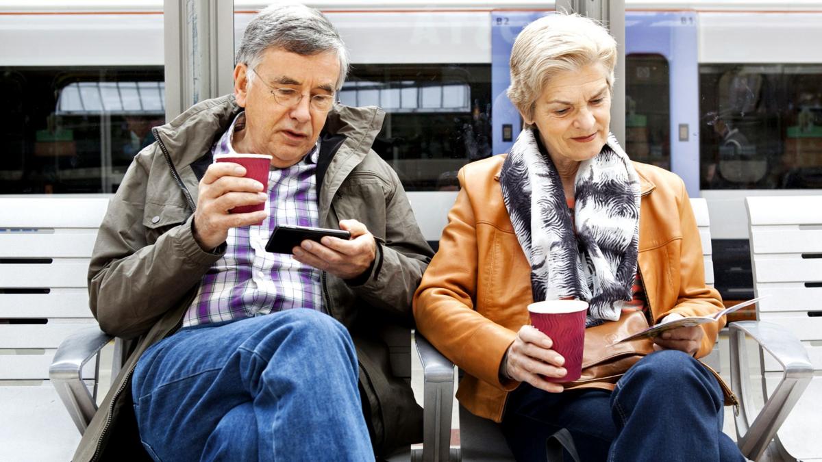 State pension likely to top £13,000 a year as UK wage growth slows to 3.9%