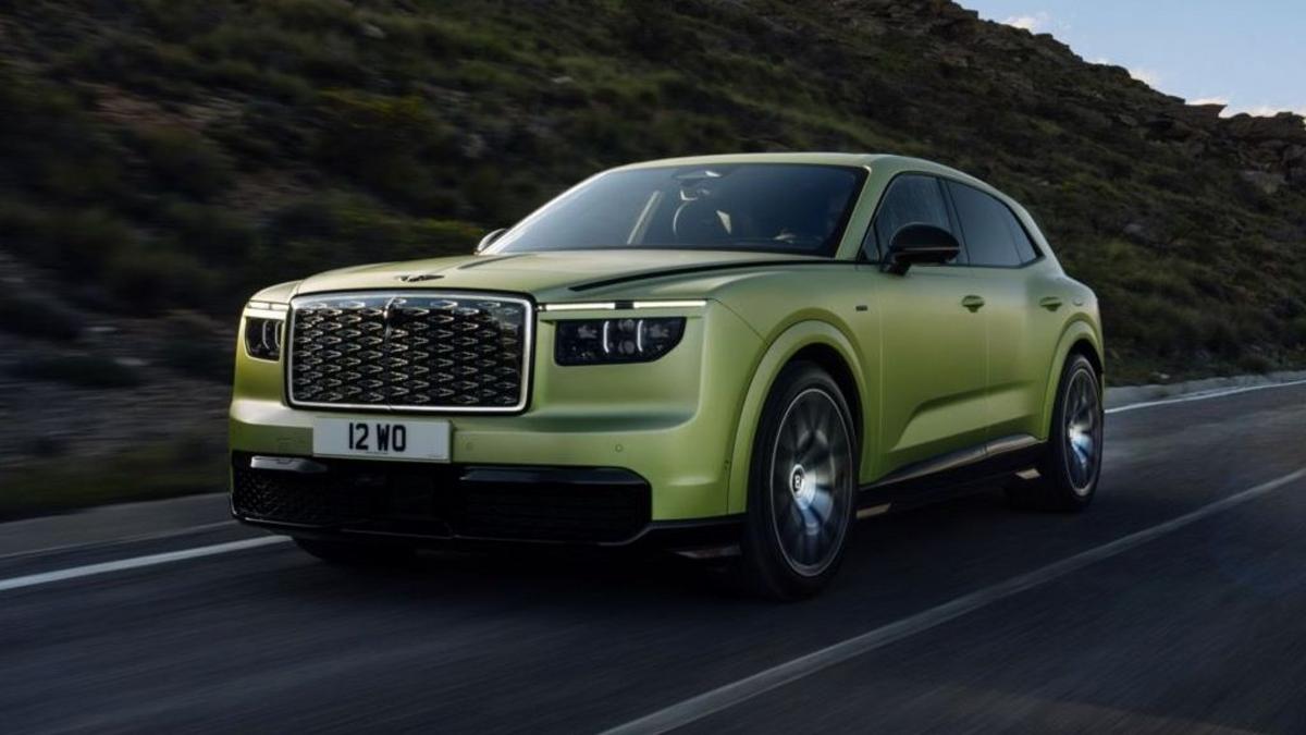 Bentley unveils its first fully electric car