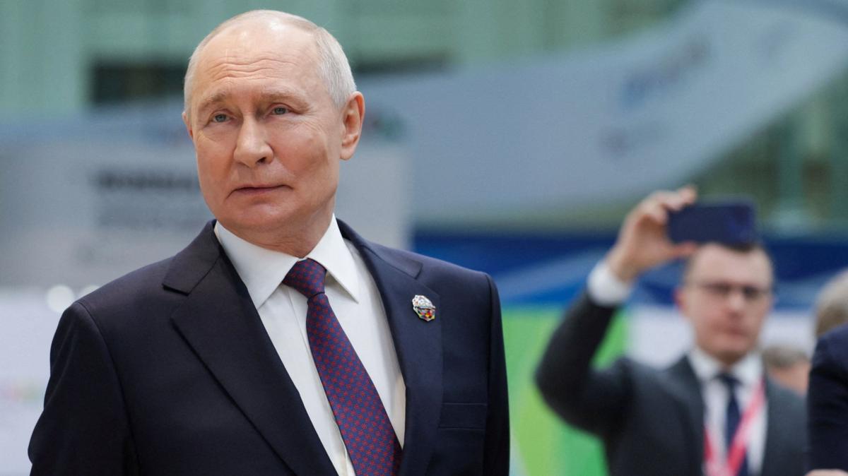 Elon Musk is a 'real genius', Putin says after satellite talks with SpaceX boss