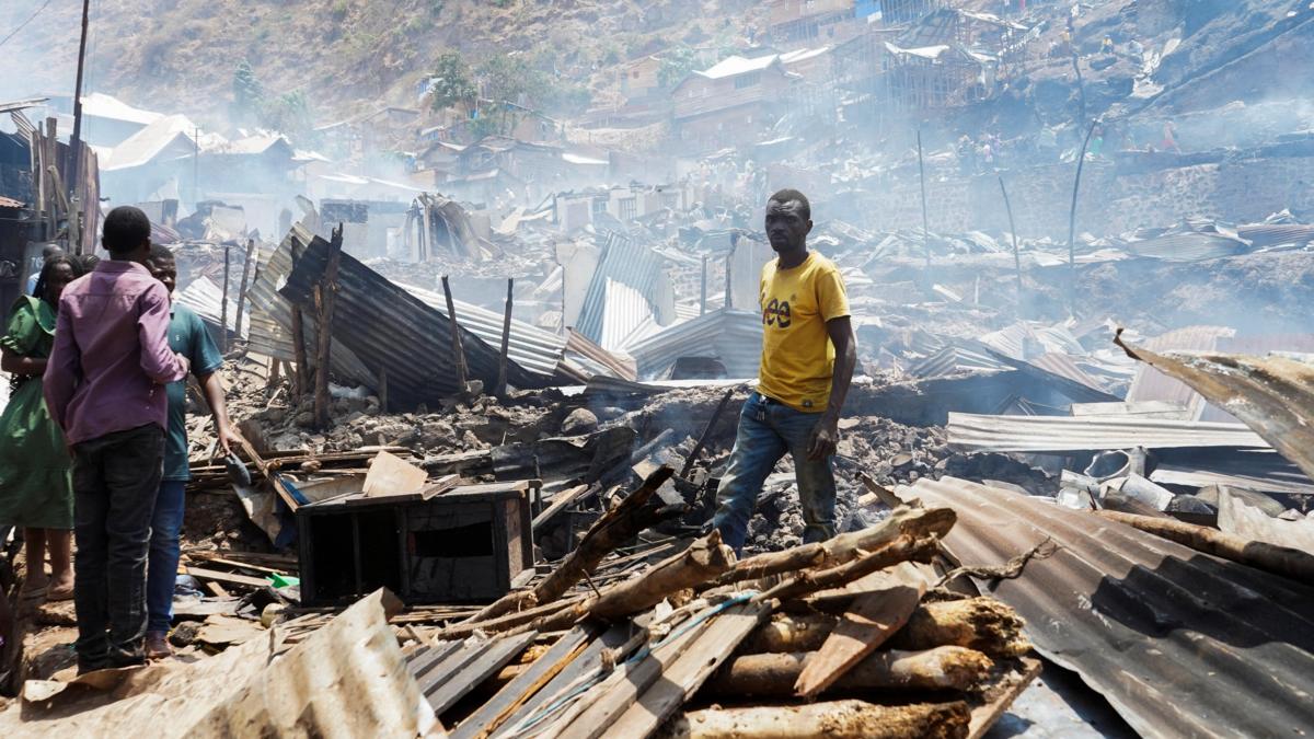 More than 20 children killed in DR Congo school fire