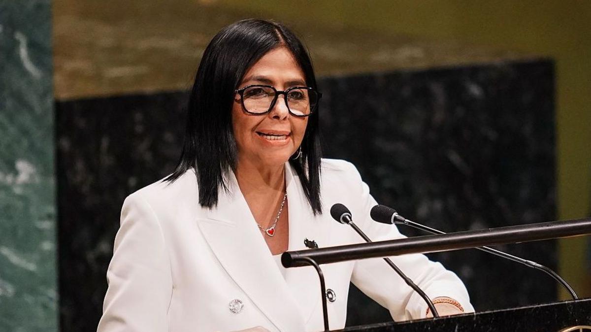 Delcy Rodríguez dice ante la ONU que habrá una transición hacia "una democracia plena" en Venezuela pero no da una fecha para las elecciones