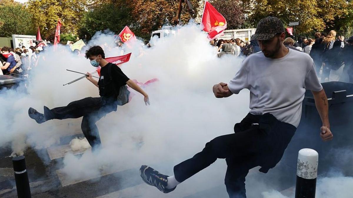 Cuáles son los reclamos de los estudiantes que están participando en las violentas protestas que sacuden a Francia