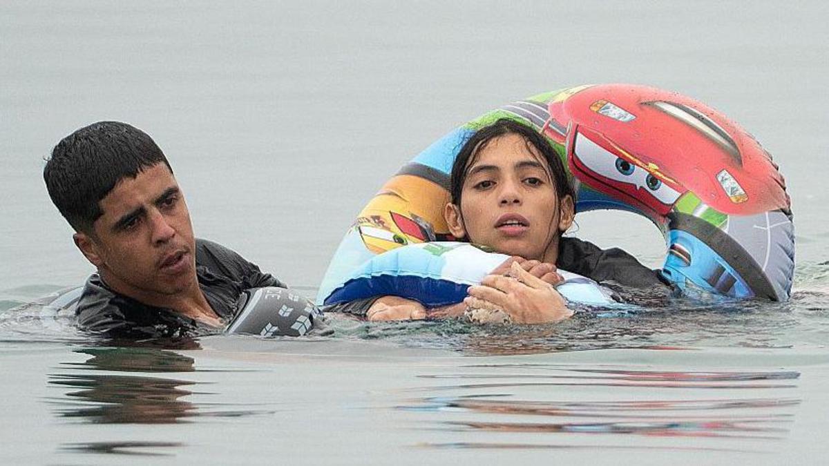 4 claves para entender la nueva crisis migratoria en Ceuta, uno de los enclaves españoles en África
