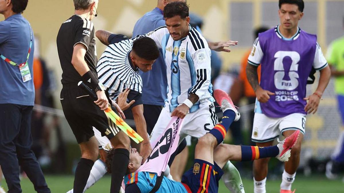 La FIFA abre procedimientos disciplinarios contra Argentina por incidentes ocurridos durante el Mundial 2026