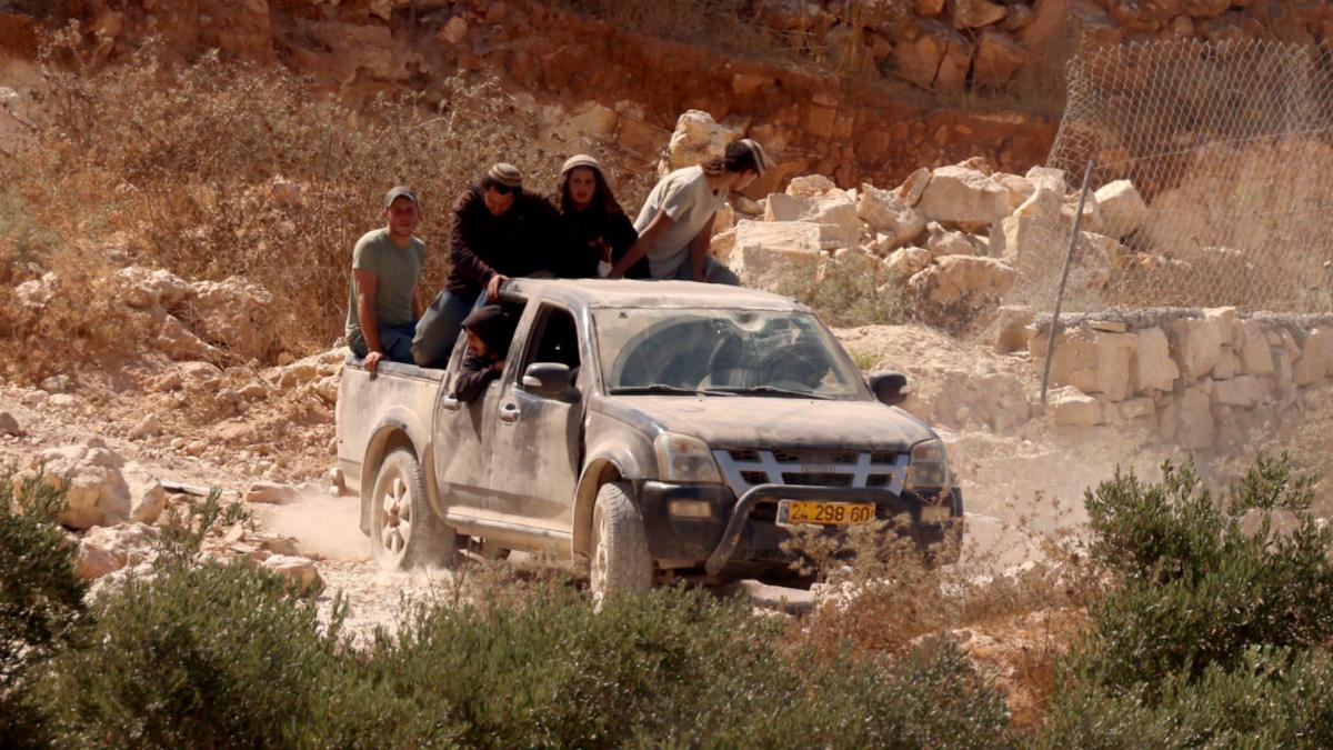 Las familias palestinas que llevan 4 días asediadas por colonos israelíes en Cisjordania