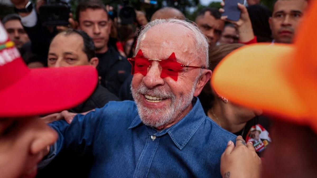3 claves detrás de la histórica remontada electoral de Lula para ganar su cuarto mandato como presidente de Brasil